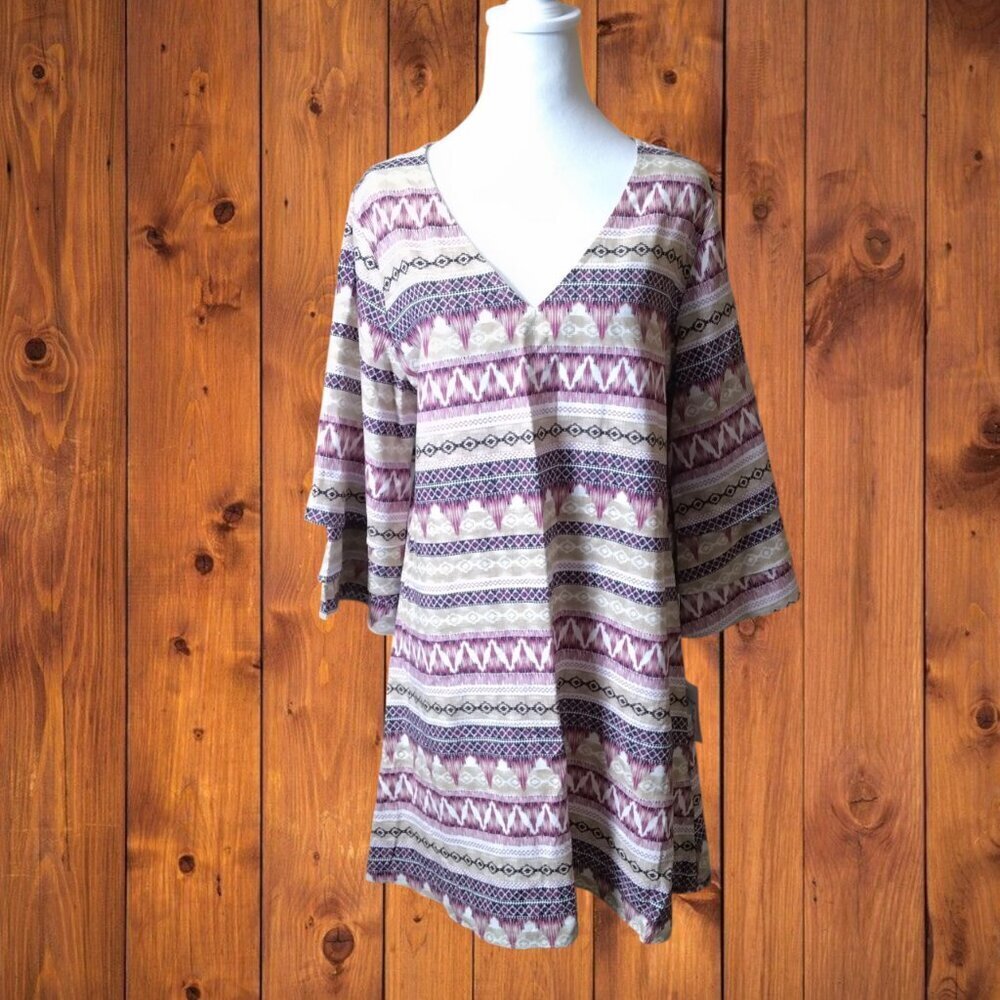 Morgan Taylor Linen Blend  Dress Layered Bell Sleeves Size Medium V-Neck Beach